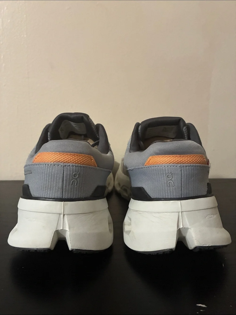 On Cloudrunner 2 running shoes featuring a grey and white mesh size 10 Men